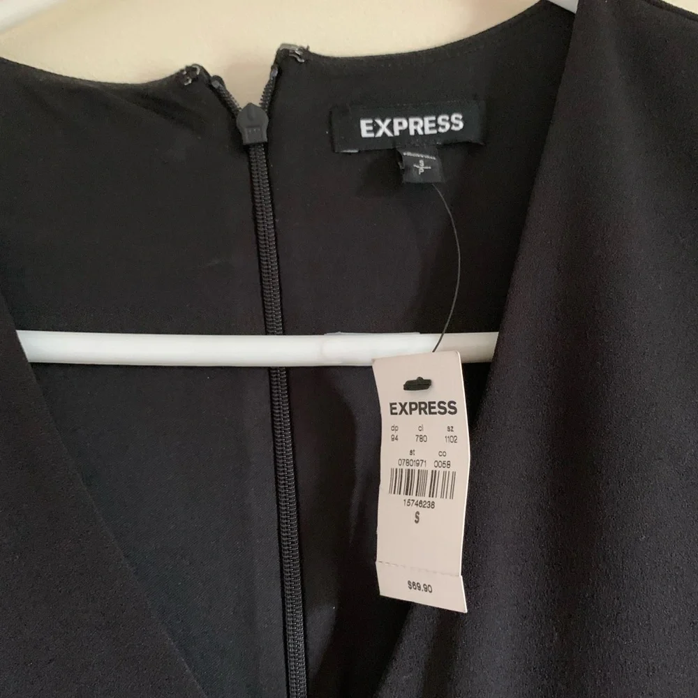 black express dress - Picture 2 of 3